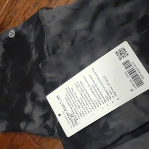 Lululemon Align 28"